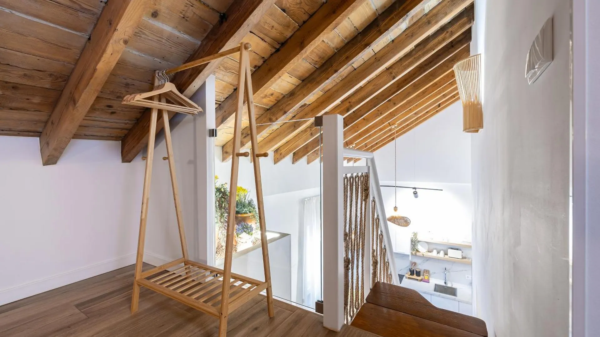 Modern Duplex Courtyard -2Bedrooms 2Baths Malaga Apartment